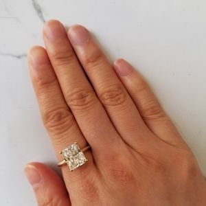 The Radiant Ring (5 US)